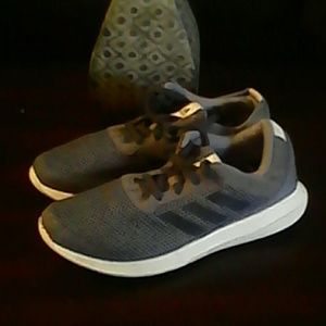 Womans adidas cloudfoam sneakers